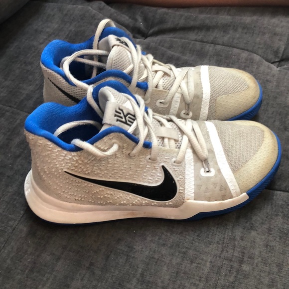 nike duke sneakers